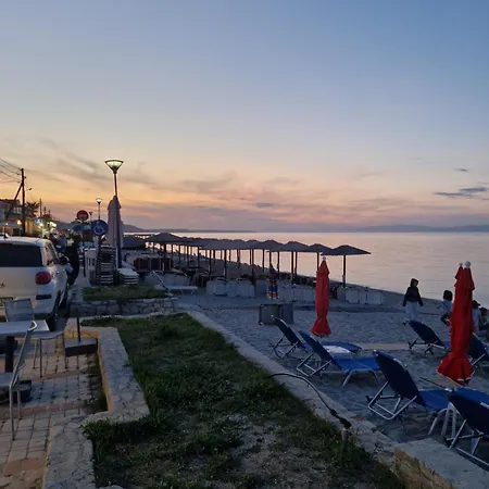 Sea Breeze Апартаменты