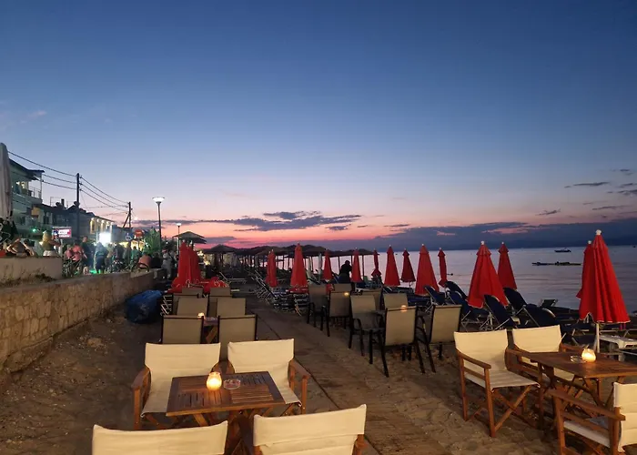 Sea Breeze Polychrono